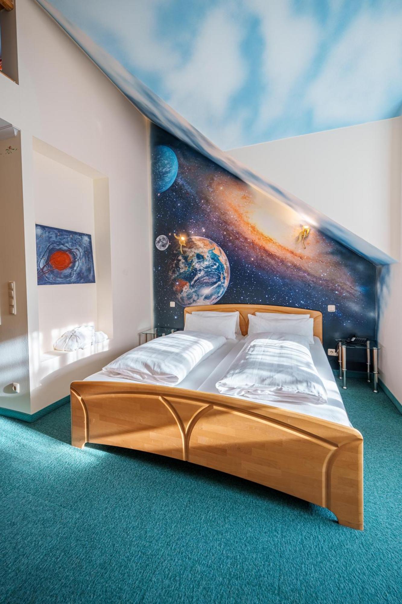 Koenig Ludwig Design Hotel Neu Zimmer Mit Sauna Oder Whirlpool Oder Mehr Altotting Exterior photo