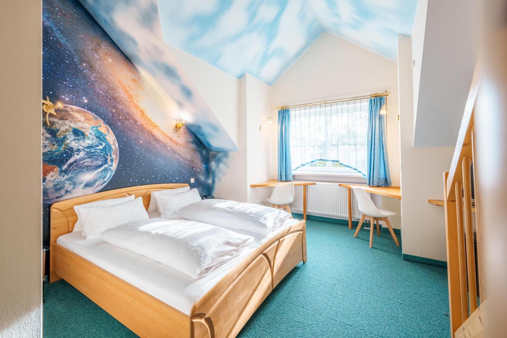 Koenig Ludwig Design Hotel Neu Zimmer Mit Sauna Oder Whirlpool Oder Mehr Altotting Exterior photo